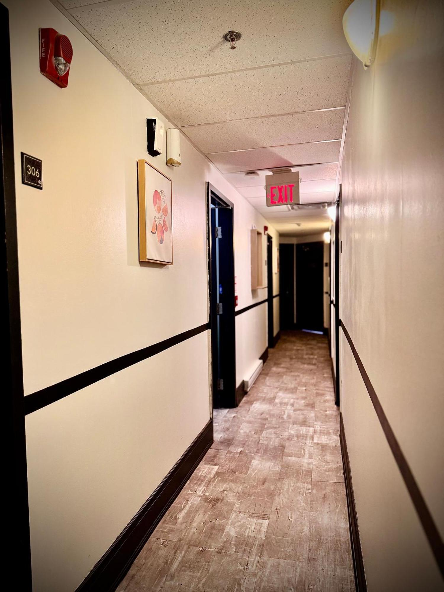 Royal Oak Inn Торонто Екстер'єр фото